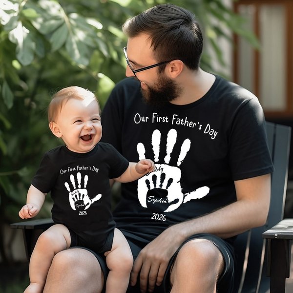 Personalizado Nuestro Primer Día del Padre Huella de la Mano 100% Algodón Conjunto de Camiseta a Juego para Bebé con Nombre y Año Regalo para Papá Bebé