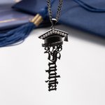 Personalisierte Klasse von 2026 Graduierung Kappe Zirkon Halskette mit Namen Minimalistische Schmuck Graduierung Geschenk für Absolventen