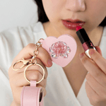 Gepersonaliseerd kristallen geboorte bloem PU lederen lippenstift tasje sleutelhanger met naam en hart-vormige spiegel verjaardagscadeau voor vrouwen bruidsmeisjes