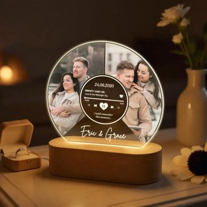 Personalized 2-4 Couple Photos Music Player LED Night Light with Names and Wooden Base Home Decor Valentine's Day Anniversary Birthday Gift for Couple