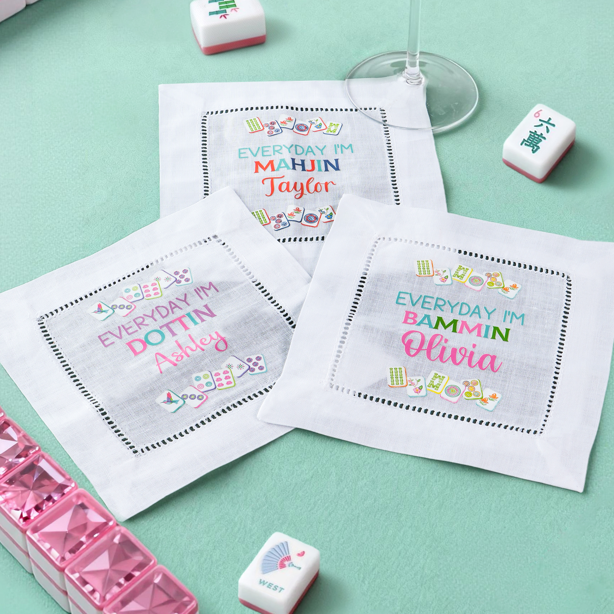 Tovagliolo da cocktail in lino personalizzato multicolore con design Mahjong e nome Set di 4 regali di compleanno per la famiglia e gli amici amanti d