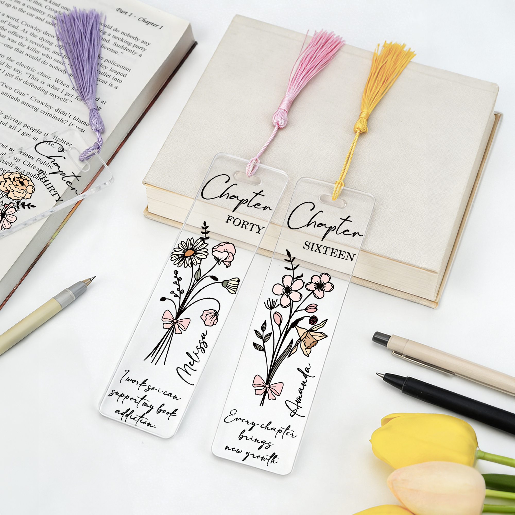 Marque-page en acrylique transparent avec citation du nom et pompon Cadeau d'anniversaire Bibliothèque Cadeau pour les rats de bibliothèque