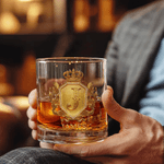 Personalised Vintage Crown Badge 3D Initial 10 oz Rock Whiskey Glass with Name Father's Day Birthday Gift for Man Bartender Whiskey Enthusiast