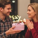 Personlig Sweet Cupid Angel PU läder smyckeskrin med namn och justerbar trefärgad LED-spegel Alla hjärtans dag Jubileumspresent för kvinnor