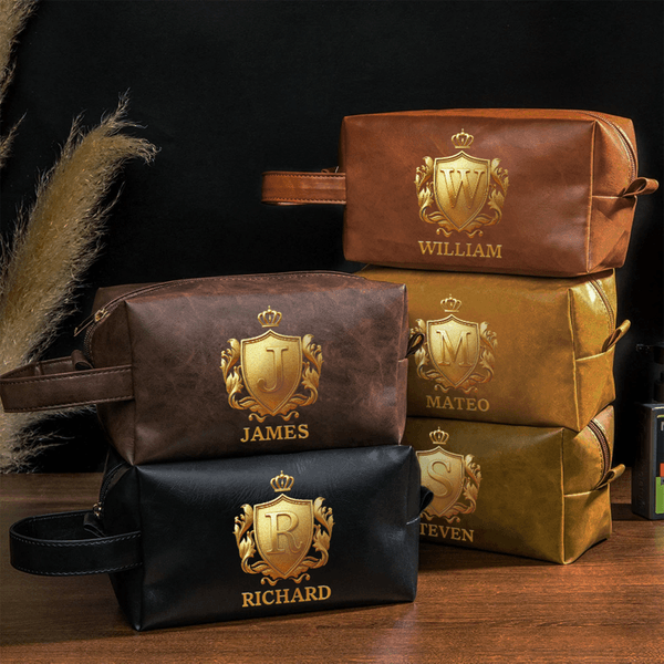 Personlig Heraldic Monogram Crest PU läder necessär med initialer och namn reseaccessoarer Födelsedagspresent för män