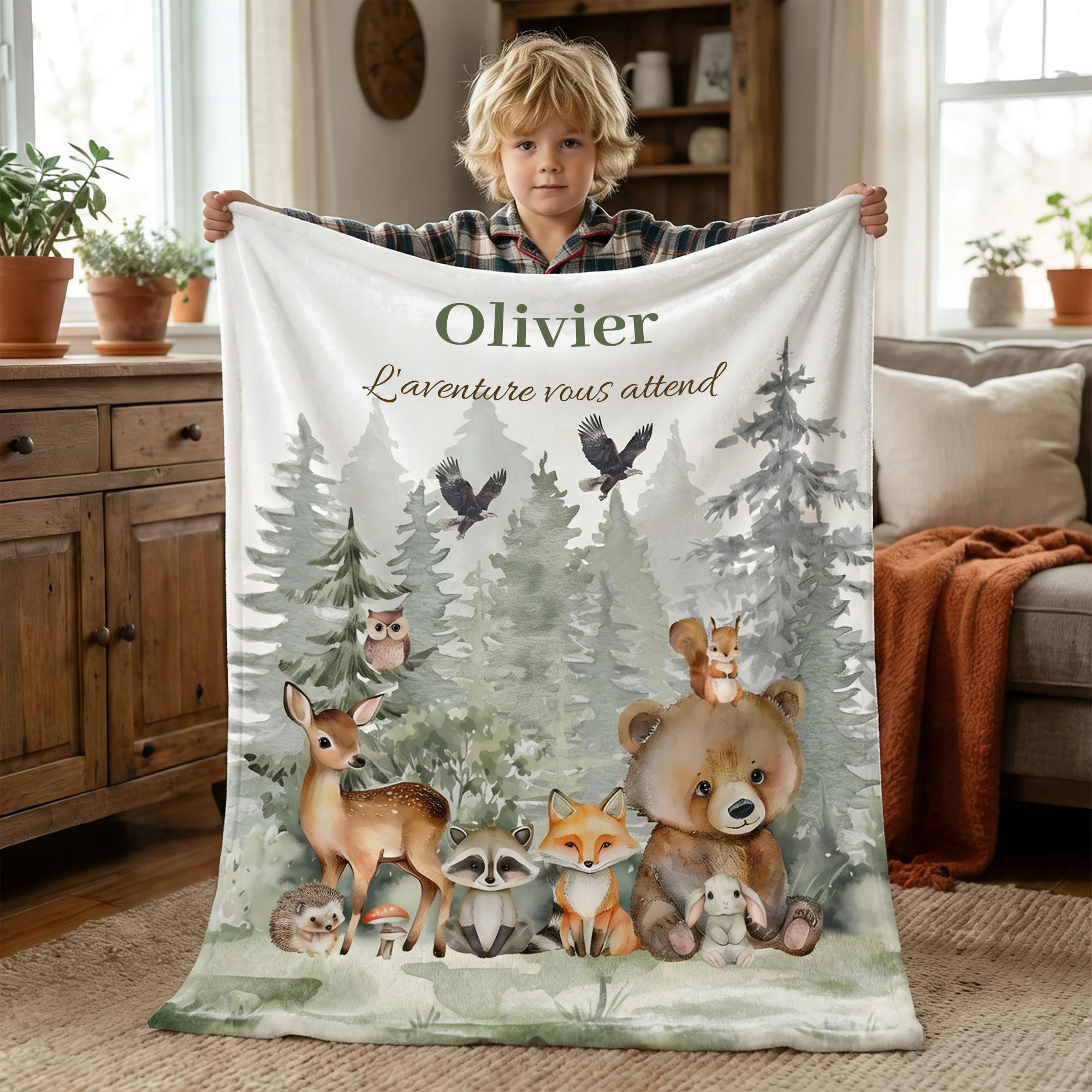 Couverture douce personnalisée avec motif animaux de la forêt aquarelle nom et texte - Cadeau anniversaire pour enfants