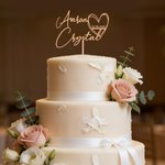 Personalizado Script Line acrílico y madera de tilo en forma de corazón Wedding Cake Topper con el nombre y la fecha de la boda Cumpleaños de regalo para los recién casados