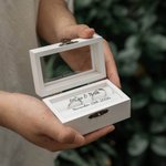Personalisierte elegante hölzerne Ring Box mit Namen und schützende Ring Kissen Hochzeit Verlobung Keepsake Geschenk für Braut Bräutigam Paar