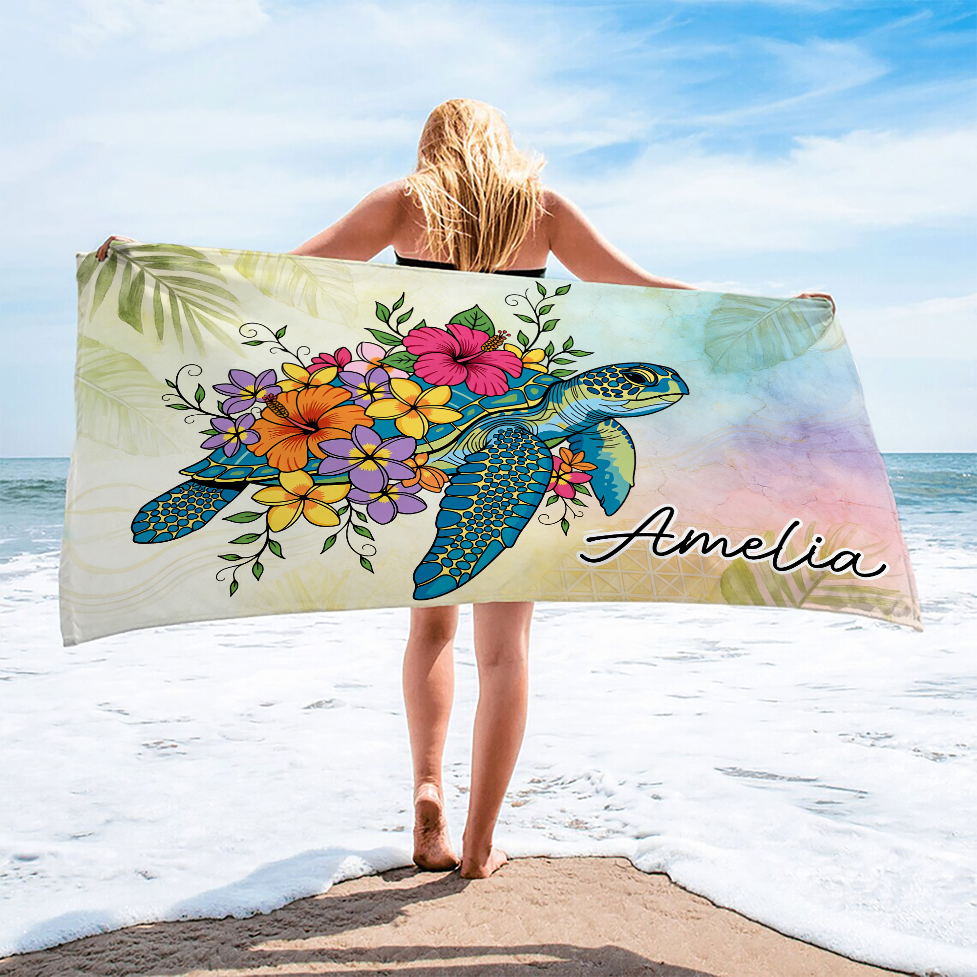 Serviette de plage personnalisée en microfibre avec nom et fleur de tortue de mer multicolore à séchage rapide Cadeau de vacances pour la famille et les amis