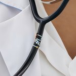 Gepersonaliseerde Multicolor Naam Geboortesteen Stethoscoop ID Tag Medische accessoire Verpleegkundige Dag Waardering Afstuderen Gift voor verpleegkundige arts Medisch Student