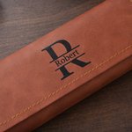 Personalisierte PU Leder Multi-Color Brillenhalter mit Namen und Initialen täglichen Gebrauch Geburtstag Geschenk für Papa Mama