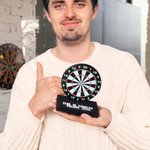 Support de fléchettes en impression 3D personnalisé avec Texte - Socle pour 3 fléchettes - Cadeau d'anniversaire pour les amateur de fléchettes