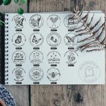 Personalisierter Schmetterling Biene Buchpräger mit Namen und Text Leseclub Geburtstag Geschenk für Leser Insektenliebhaber