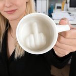 Personalisierte lustige Fuck Text Mittelfinger 11 oz Keramikbecher mit Namen täglichen Gebrauch Geburtstag Geschenk für Freund Kollege