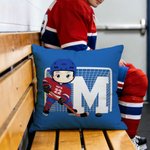 Taie d'oreiller personnalisée en forme de dessin animé de joueur de hockey sur glace avec nom, numéro et initiale Cadeau d'anniversaire pour les amoureux du hockey