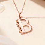 Tu inicial, tu historia - Collar personalizado con inicial y nombre - Regalo de cumpleaños, graduación o aniversario