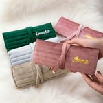 Personlig flerfarget sammenleggbar fløyelssmykkerullearrangør med navn Reisetilbehør Bryllup Bursdagsgave til kvinner