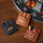 Henkilökohtainen PU Nahka Dart Case kaiverrettu teksti ja Holding 3 Darts Tournament tarvikkeet syntymäpäivälahja Dart ystäville