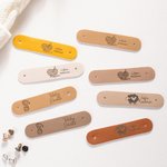 Personoidut käsintehdyt kaiverretut nahkatunnisteet niiteillä 10 osainen neuleasustesetti täydellinen lahja neulojille ja ompelun ystäville