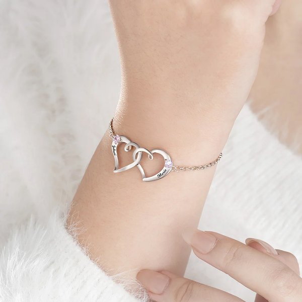 Personoitu hopea rannekoru kaksoissydämin syntymäkivin ja nimikaiverruksin täydellinen lahja naisille ystävänpäiväksi