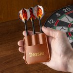 Henkilökohtainen PU Nahka Dart Case kaiverrettu teksti ja Holding 3 Darts Tournament tarvikkeet syntymäpäivälahja Dart ystäville