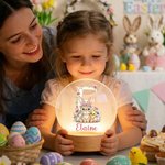 Veilleuse LED en acrylique avec nom et socle en bois personnalisée Lapin floral initial Décoration de la chambre d'enfant Cadeau d'anniversaire de Pâques pour les enfants