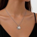 Collier Papillon Initial Personnalisé Bijoux délicats Anniversaire Saint-Valentin Cadeau d'anniversaire pour femmes