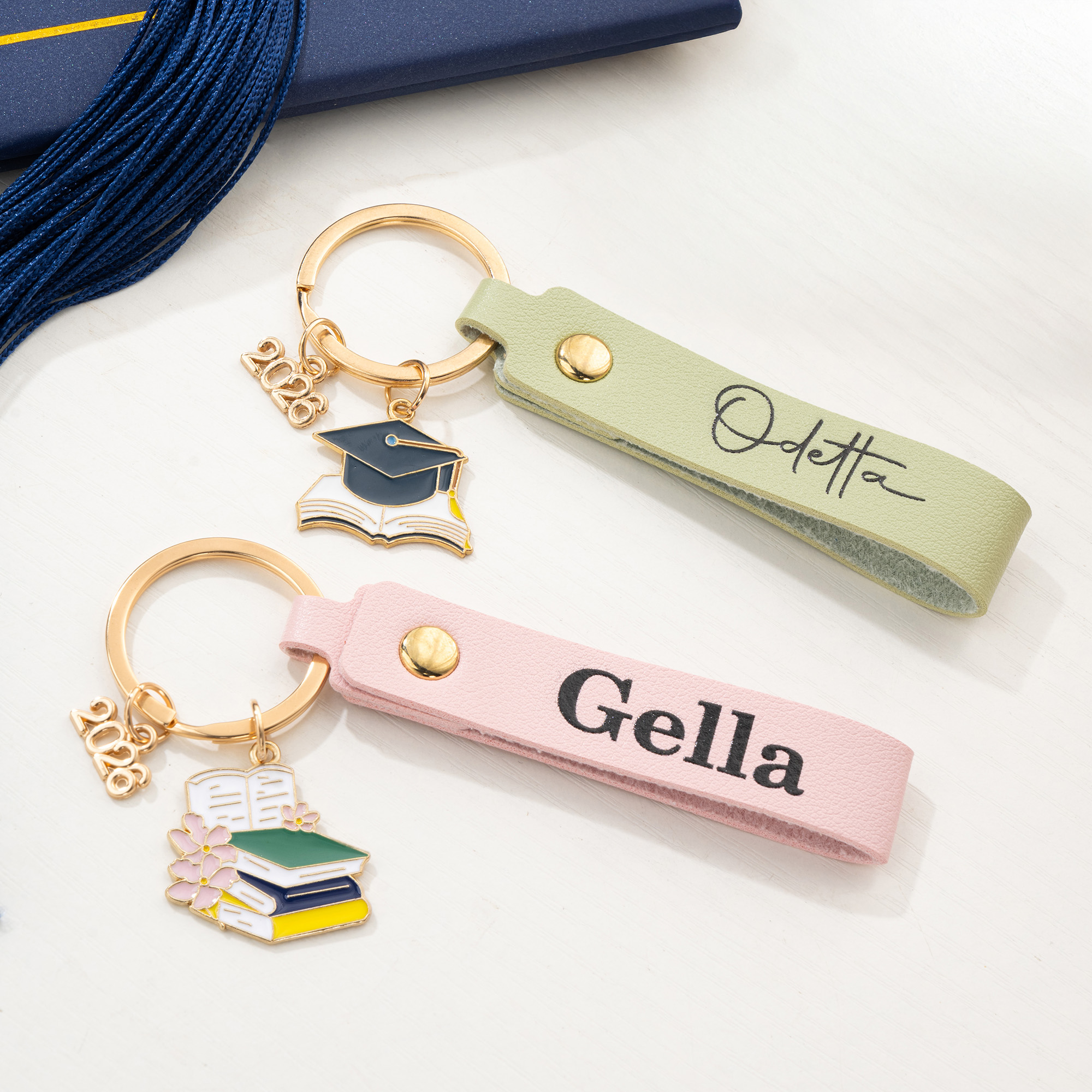 Porte-clés en cuir PU avec breloque Nom et année Cadeau de fin d'études pour 2026 2027 diplômés