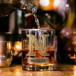 Las rosas simbolizan el amor, las iniciales nos representan - Vaso de whisky Old Fashioned personalizado de 295 ml