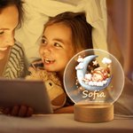 Luce notturna a LED in acrilico personalizzata con nome e base in legno, decor per camera - Regalo di compleanno per bambini