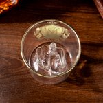 Insignia de oro personalizado dedo medio de diseño de vidrio con el nombre y la inicial de regalo de cumpleaños para el hombre Bartender entusiasta del whisky