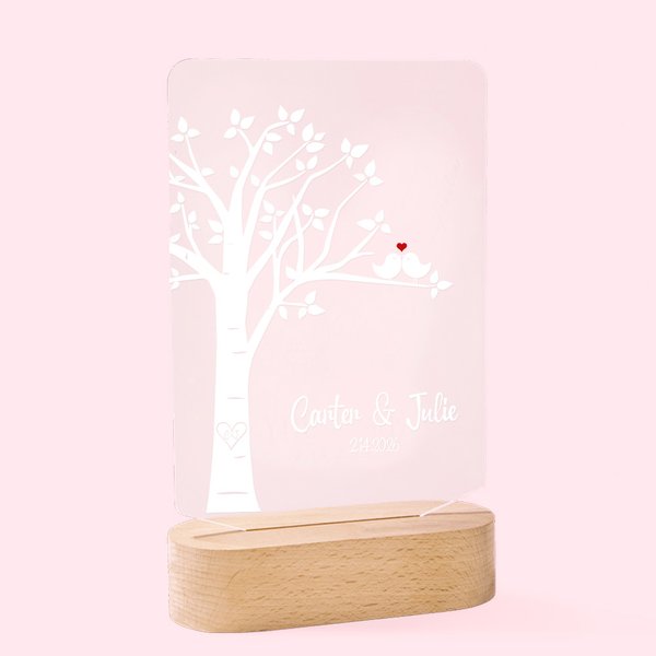 Lámpara de noche LED personalizada Love Birds con base de madera y nombres de pareja Decoración de escritorio Regalo romántico para parejas en San Valentín