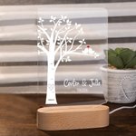 Lámpara de noche LED personalizada Love Birds con base de madera y nombres de pareja Decoración de escritorio Regalo romántico para parejas en San Valentín