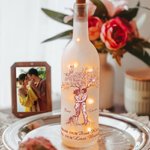 Gepersonaliseerde Toile-de-Jouy-stijl LED-fleslamp met Boom en Namen Zachte Verlichting Valentijnsdag Huwelijksjubileumcadeau voor Koppels