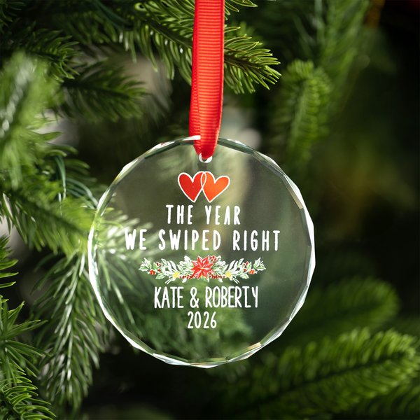 Personalized The Year We Swiped Right Christmas Ornament with Names and Year Tree Hanging Valentine's Day Christmas Gift for Online Dating Couple