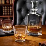 Personalisierte Vintage Abzeichen Biene Design Tequila Dekanter Glas mit eingraviertem Namen und Jahr Geburtstag Jahrestag Geschenk für Männer Tequila Liebhaber