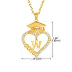 Collier avec pendentif en forme de coeur avec le nom, l'initiale et l'année Cadeau de fin d'études pour les diplômés de la classe 2025 2026
