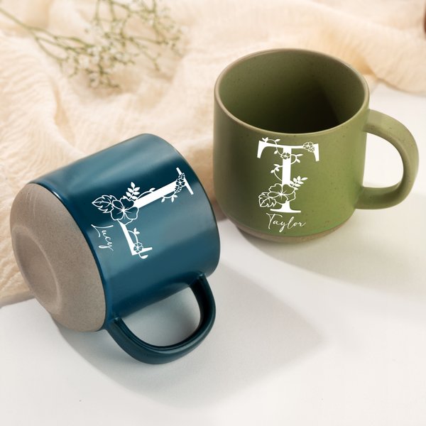 Personalisierte 355 ml Keramik Tasse im Blumendesign mit Initiale und Namen Dankeschön Geburtstag Geschenk für Familie Freunde Mitarbeitende