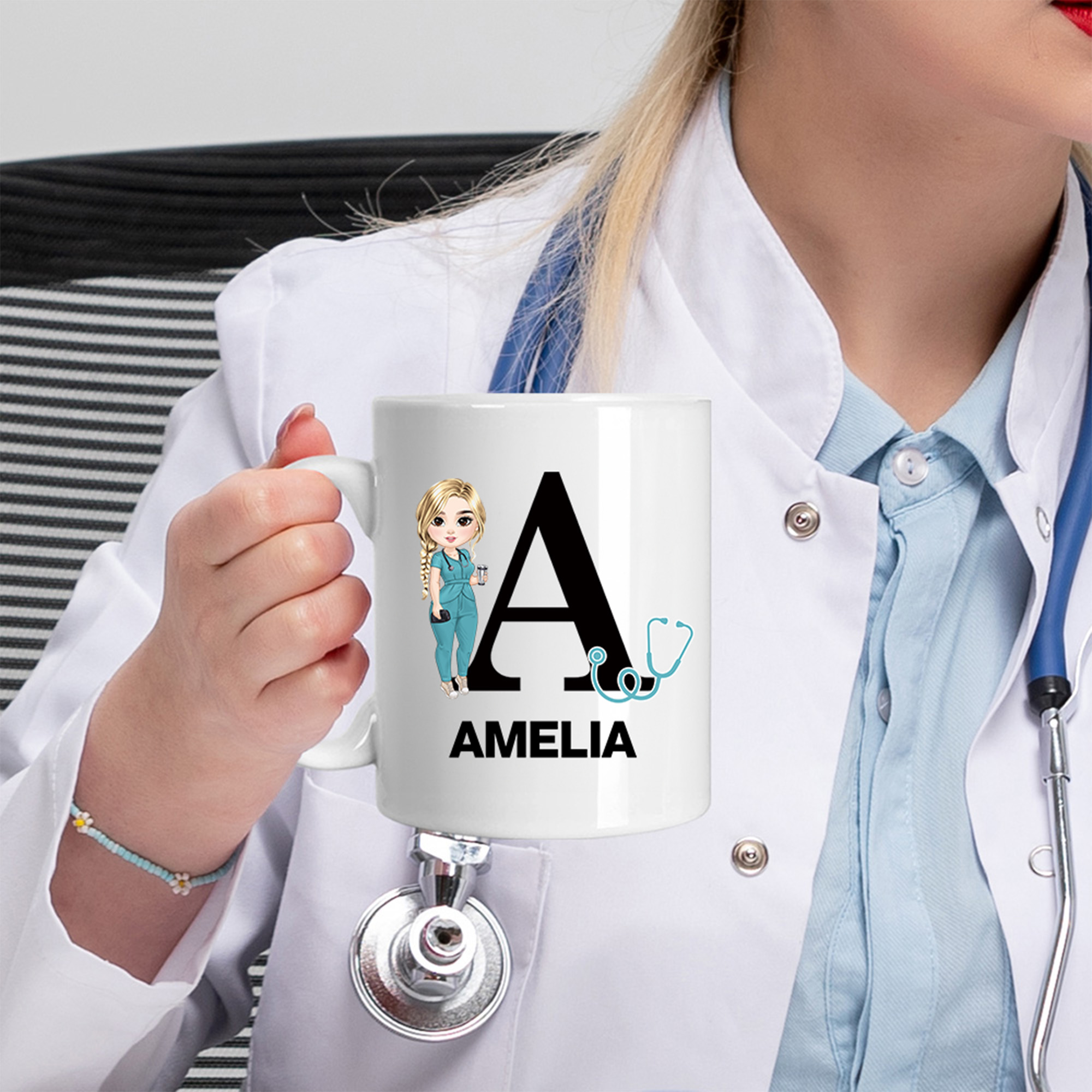 Tasse à café personnalisée en céramique avec nom pour infirmière, docteur, personnage de dessin animé, usage quotidien, cadeau d'anniversaire pour le personnel médical