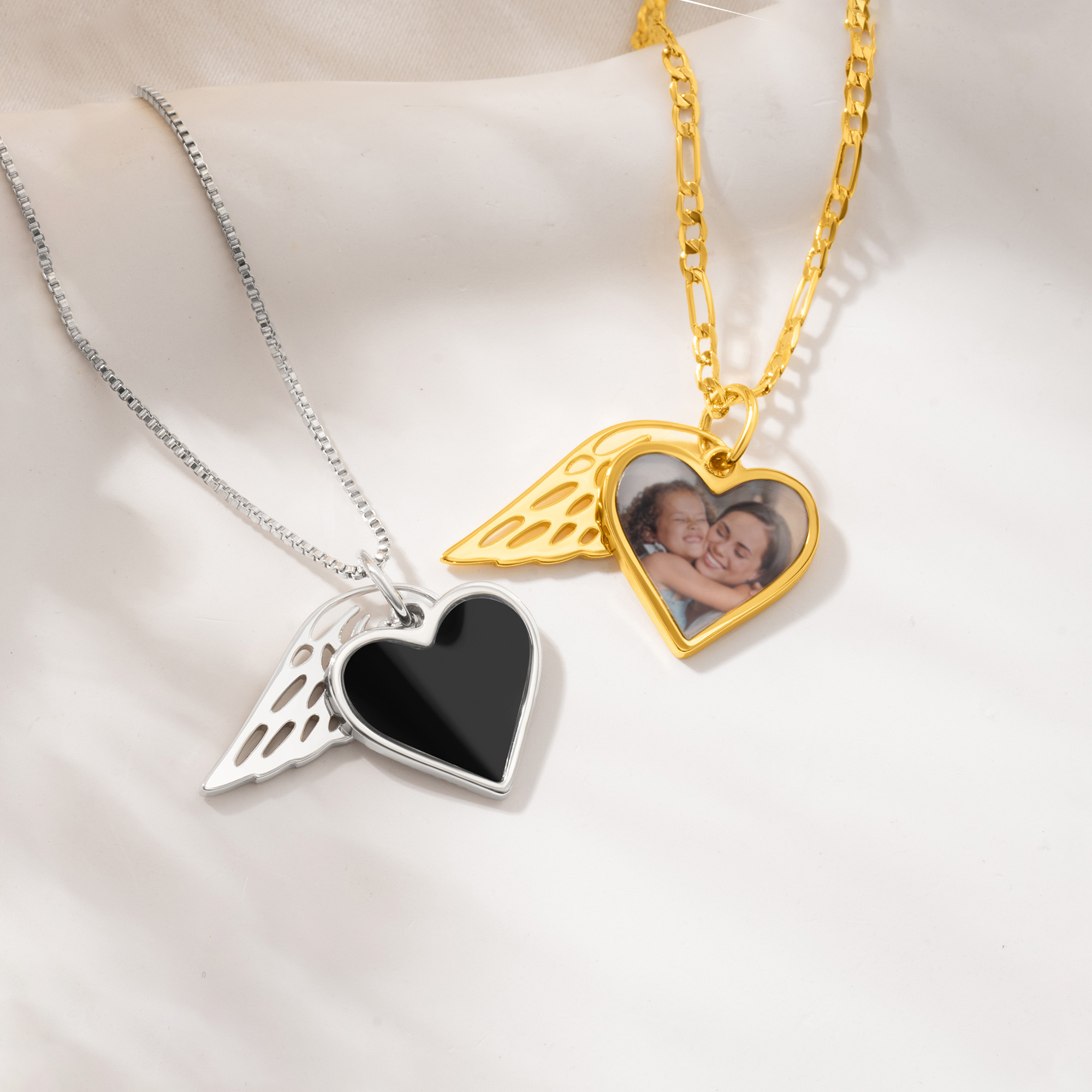 Collier personnalisé avec photo cachée activée par la chaleur avec texte gravé Cadeau de sympathie pour les femmes