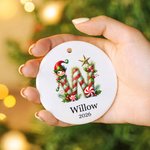 Personlig nissehatt nissehatt nissepynt med initialer og navn Juletre dekorasjon julegave til familie og barn