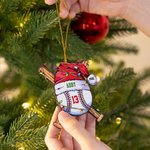 Ornement de Noël personnalisé en forme de chapeau de père Noël avec nom, numéro et année Décoration de l'arbre de Noël pour les amateurs de baseball