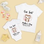 Personalisierte niedliche Eule Unsere erste Muttertag T-Shirt und Baby Onesie Mutter und Baby Matching Shirt mit Namen Geschenk für neue Mutter Baby