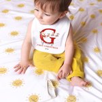 Bavaglino personalizzato in 100% cotone con iniziale del nome e anno in arrivo, primo regalo di Natale per i neonati.