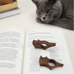 Personalized Lazy Cat Wooden Thumb Page Holder with Pattern Reading Assistant Birthday Gift for Book Lover