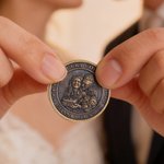 Personalised Star Couple Photo Commemorative Lucky Coin with Text and Name Wedding Birthday Anniversary Gift for Couples