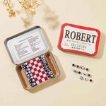 Mini tablero de ajedrez de viaje magnético personalizado con nombre Pequeño juego de bolsillo portátil Regalo de cumpleaños de camping para los amantes del ajedrez