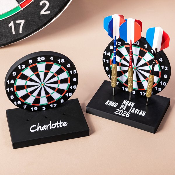 Personlig 3D-tryckt darttavlemönster darthållare med text och bas för 3 darts skrivbordsdekor födelsedagspresent för dartälskar