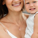 Collier nid d'abeille personnalisé avec pierre de naissance Annonce de naissance Noël Cadeau de fête des mères pour la nouvelle maman