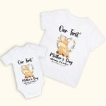 Algodón personalizado Nuestro primer Día de la Madre Jirafa Camiseta de mamá y bebé Onesie con nombres y año de regalo para la nueva mamá bebé